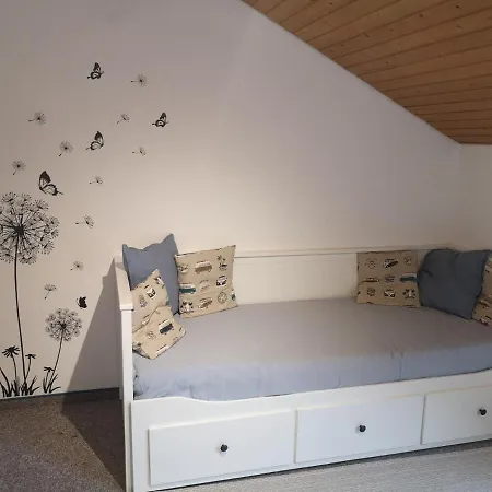 Ferienwohnung- Alpengaudi Апартаменты *